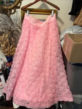 Ccato collection limited edition Women's Pink Rosette Midi Skirt